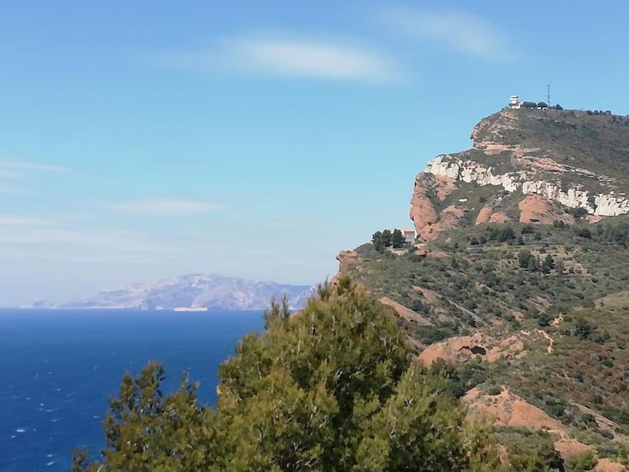 Studio 28M2 Climatise,Wifi, Proche Des Calanques,Plages La Ciotat Bagian luar foto